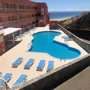 Front With Stunning Ocean Views! Apartamento